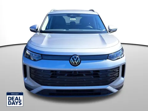 Photos of 2025 Volkswagen Tiguan 2.0T SE for sale in Auburn, WA at Auburn Volkswagen