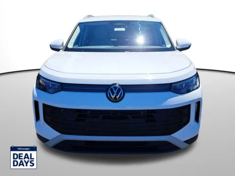 Photos of 2025 Volkswagen Tiguan 2.0T SE for sale in Auburn, WA at Auburn Volkswagen