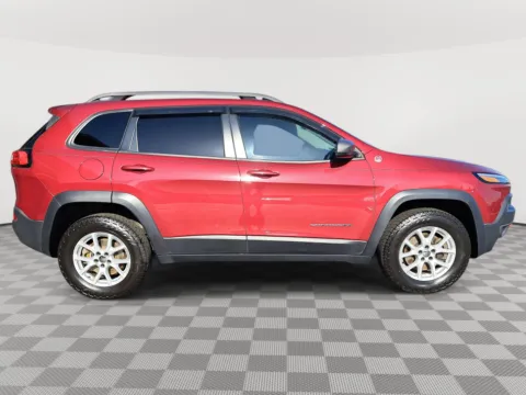 More photos of 2017 Jeep Cherokee Trailhawk L Plus at Auburn Volkswagen, WA