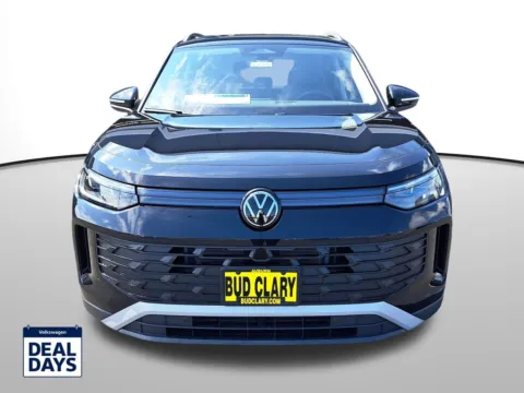 Photos of 2025 Volkswagen Tiguan 2.0T SE for sale in Auburn, WA at Auburn Volkswagen