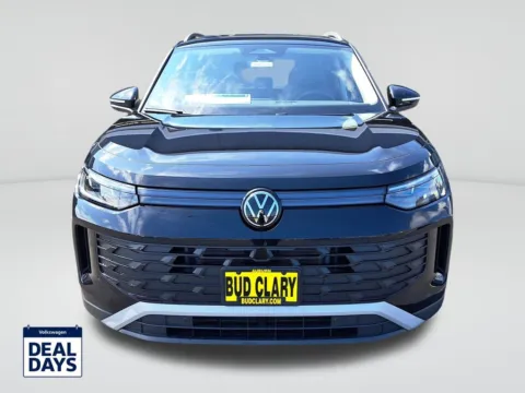 Photos of 2025 Volkswagen Tiguan 2.0T SE for sale in Auburn, WA at Auburn Volkswagen