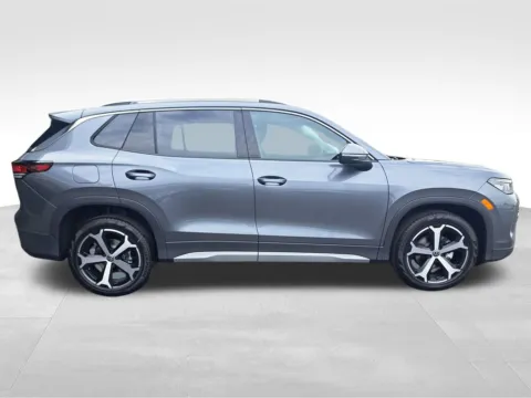 More photos of 2025 Volkswagen Tiguan 2.0T SE at Bud Clary Auburn Volkswagen, WA