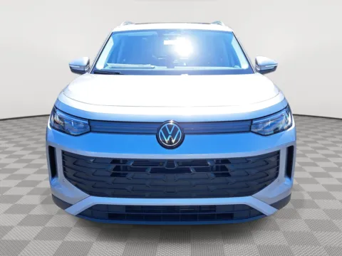 Another view of 2025 Volkswagen Tiguan SE for sale in Auburn, WA at Auburn Volkswagen