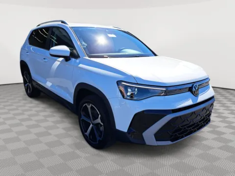 More photos of 2025 Volkswagen Taos SEL at Auburn Volkswagen, WA