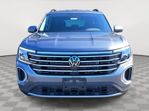 Another view of 2025 Volkswagen Atlas 2.0T SE for sale in Auburn, WA at Auburn Volkswagen