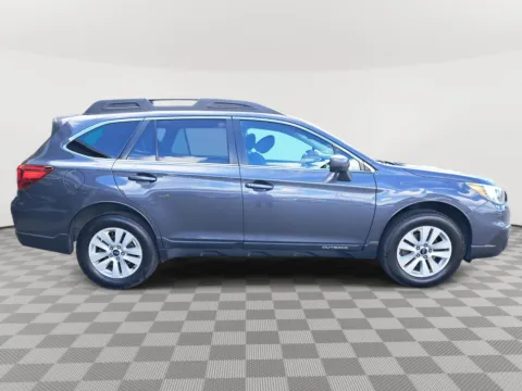 More photos of 2015 Subaru Outback 2.5i Premium at Auburn Volkswagen, WA