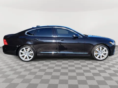 More photos of 2017 Volvo S90 Inscription at Auburn Volkswagen, WA
