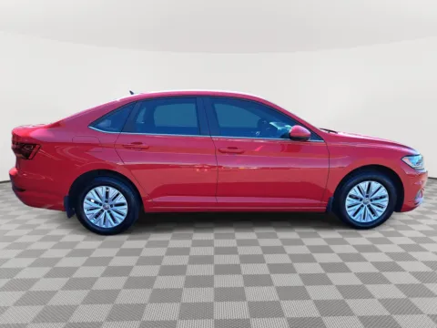 More photos of 2019 Volkswagen Jetta at Auburn Volkswagen, WA