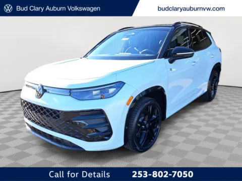 White 2025 Volkswagen Tiguan SE R-Line Black for sale in Auburn, WA