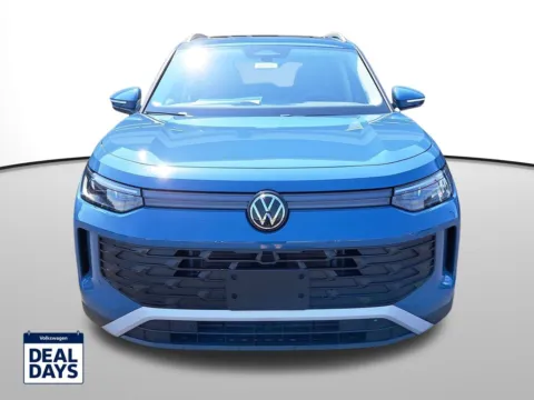 Photos of 2025 Volkswagen Tiguan 2.0T SE for sale in Auburn, WA at Auburn Volkswagen