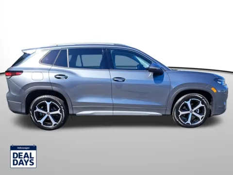 More photos of 2025 Volkswagen Tiguan 2.0T SE at Auburn Volkswagen, WA