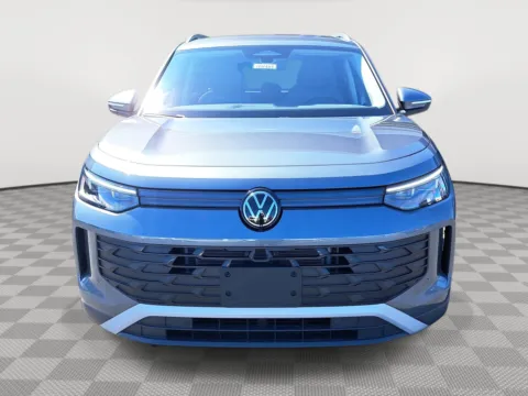 Another view of 2025 Volkswagen Tiguan SE for sale in Auburn, WA at Auburn Volkswagen