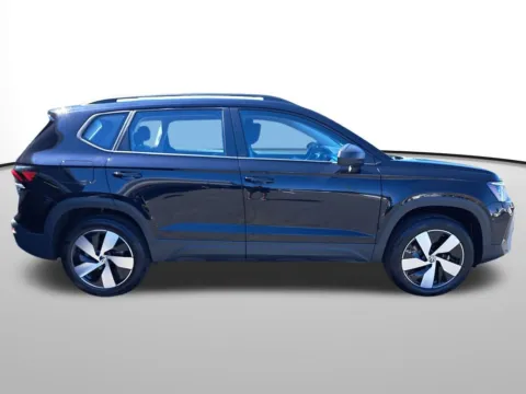 More photos of 2025 Volkswagen Taos 1.5T S at Auburn Volkswagen, WA