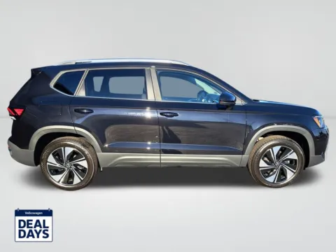 More photos of 2025 Volkswagen Taos 1.5T SE at Auburn Volkswagen, WA