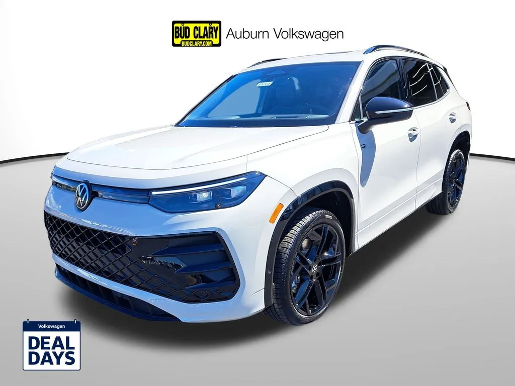 Beige 2025 Volkswagen Tiguan 2.0T SE R-Line Black for sale in Auburn, WA