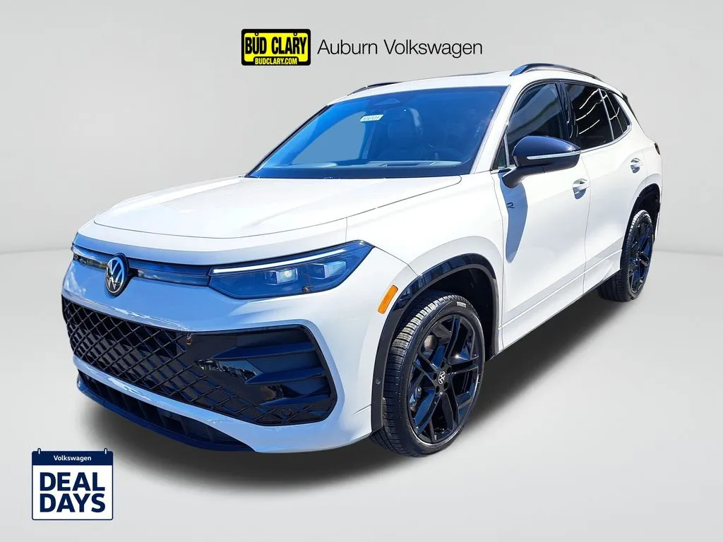 Beige 2025 Volkswagen Tiguan 2.0T SE R-Line Black for sale in Auburn, WA