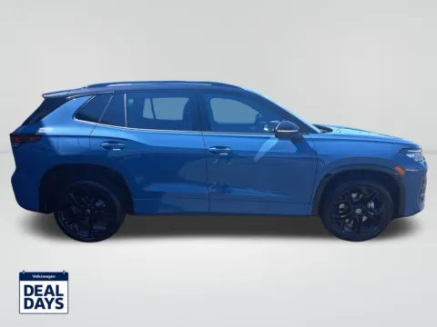 More photos of 2025 Volkswagen Tiguan 2.0T SE R-Line Black at Auburn Volkswagen, WA