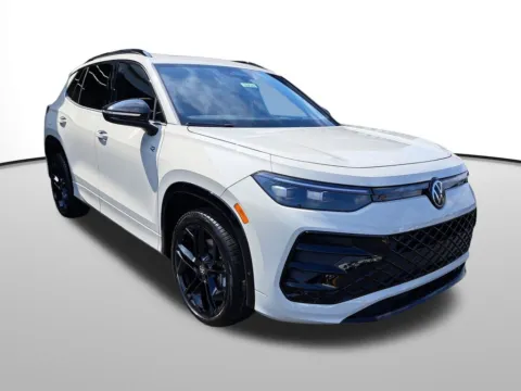 Another view of 2025 Volkswagen Tiguan 2.0T SE R-Line Black for sale in Auburn, WA at Auburn Volkswagen