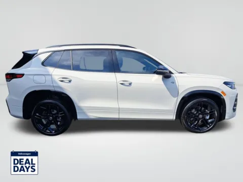 More photos of 2025 Volkswagen Tiguan 2.0T SE R-Line Black at Auburn Volkswagen, WA