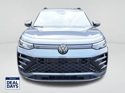 Photos of 2025 Volkswagen Tiguan 2.0T SE R-Line Black for sale in Auburn, WA at Auburn Volkswagen