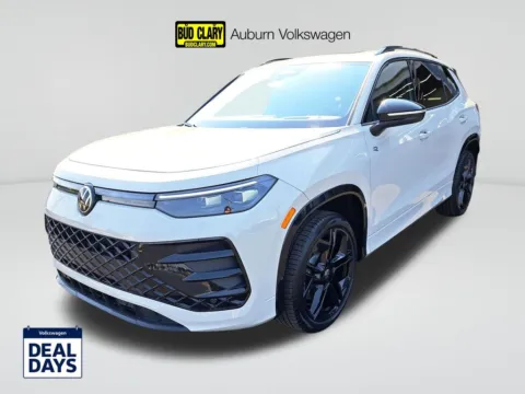 Beige 2025 Volkswagen Tiguan 2.0T SE R-Line Black for sale in Auburn, WA