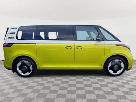 More photos of 2025 Volkswagen ID. Buzz Pro S at Auburn Volkswagen, WA