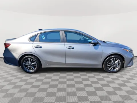 More photos of 2024 Kia Forte LXS at Auburn Volkswagen, WA