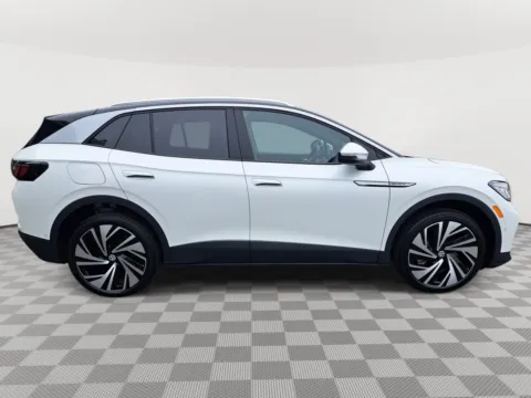 More photos of 2025 Volkswagen ID.4 Pro S Plus at Auburn Volkswagen, WA