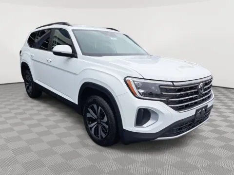 More photos of 2025 Volkswagen Atlas 2.0T SE at Auburn Volkswagen, WA