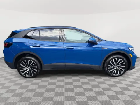 More photos of 2025 Volkswagen ID.4 Pro at Auburn Volkswagen, WA