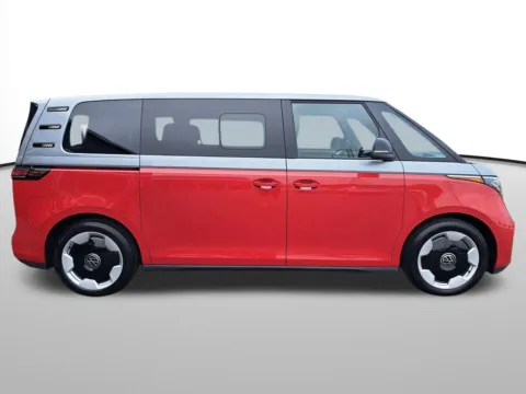 More photos of 2025 Volkswagen ID. Buzz Pro S at Auburn Volkswagen, WA