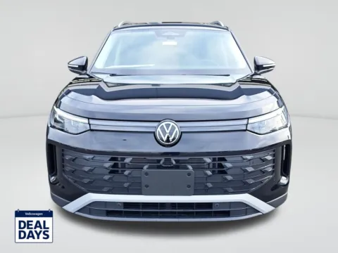 Photos of 2025 Volkswagen Tiguan 2.0T SE for sale in Auburn, WA at Auburn Volkswagen