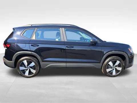 More photos of 2025 Volkswagen Taos 1.5T S at Bud Clary Auburn Volkswagen, WA