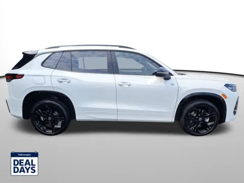 More photos of 2025 Volkswagen Tiguan 2.0T SE R-Line Black at Auburn Volkswagen, WA