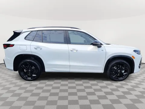 More photos of 2025 Volkswagen Tiguan SE R-Line Black at Auburn Volkswagen, WA