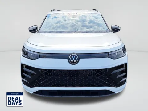 Photos of 2025 Volkswagen Tiguan 2.0T SE R-Line Black for sale in Auburn, WA at Auburn Volkswagen
