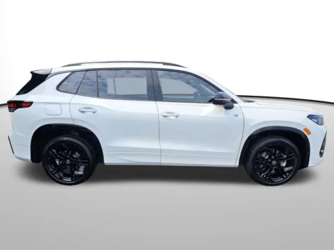 More photos of 2025 Volkswagen Tiguan 2.0T SE R-Line Black at Auburn Volkswagen, WA