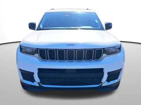 Photos of 2023 Jeep Grand Cherokee L Laredo for sale in Auburn, WA at Auburn Volkswagen