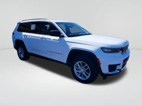 Another view of 2023 Jeep Grand Cherokee L Laredo for sale in Auburn, WA at Auburn Volkswagen