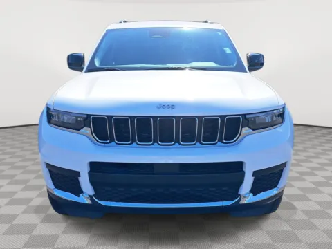 Another view of 2023 Jeep Grand Cherokee L Laredo for sale in Auburn, WA at Auburn Volkswagen