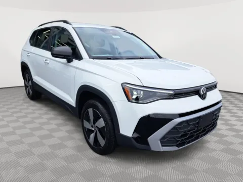 More photos of 2025 Volkswagen Taos S at Auburn Volkswagen, WA