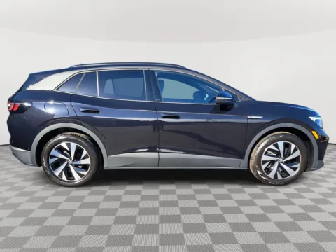 More photos of 2025 Volkswagen ID.4 Pro at Auburn Volkswagen, WA