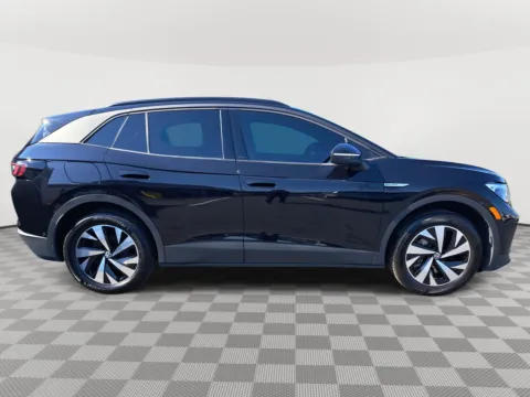 More photos of 2023 Volkswagen ID.4 Pro at Auburn Volkswagen, WA