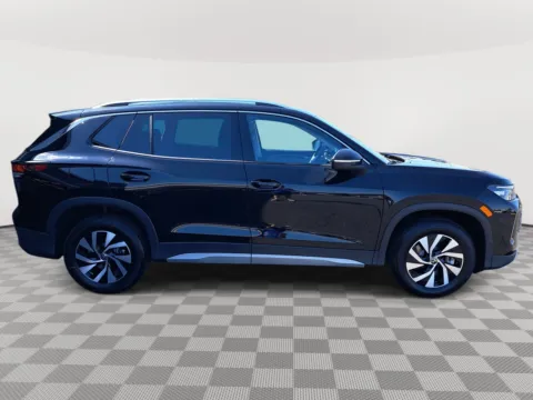 More photos of 2025 Volkswagen Tiguan S at Auburn Volkswagen, WA