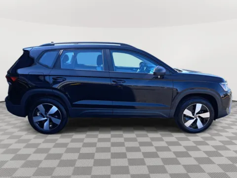 More photos of 2025 Volkswagen Taos S at Auburn Volkswagen, WA