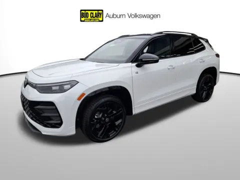 White 2025 Volkswagen Tiguan 2.0T SE R-Line Black for sale in Auburn, WA