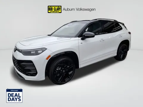 White 2025 Volkswagen Tiguan 2.0T SE R-Line Black for sale in Auburn, WA