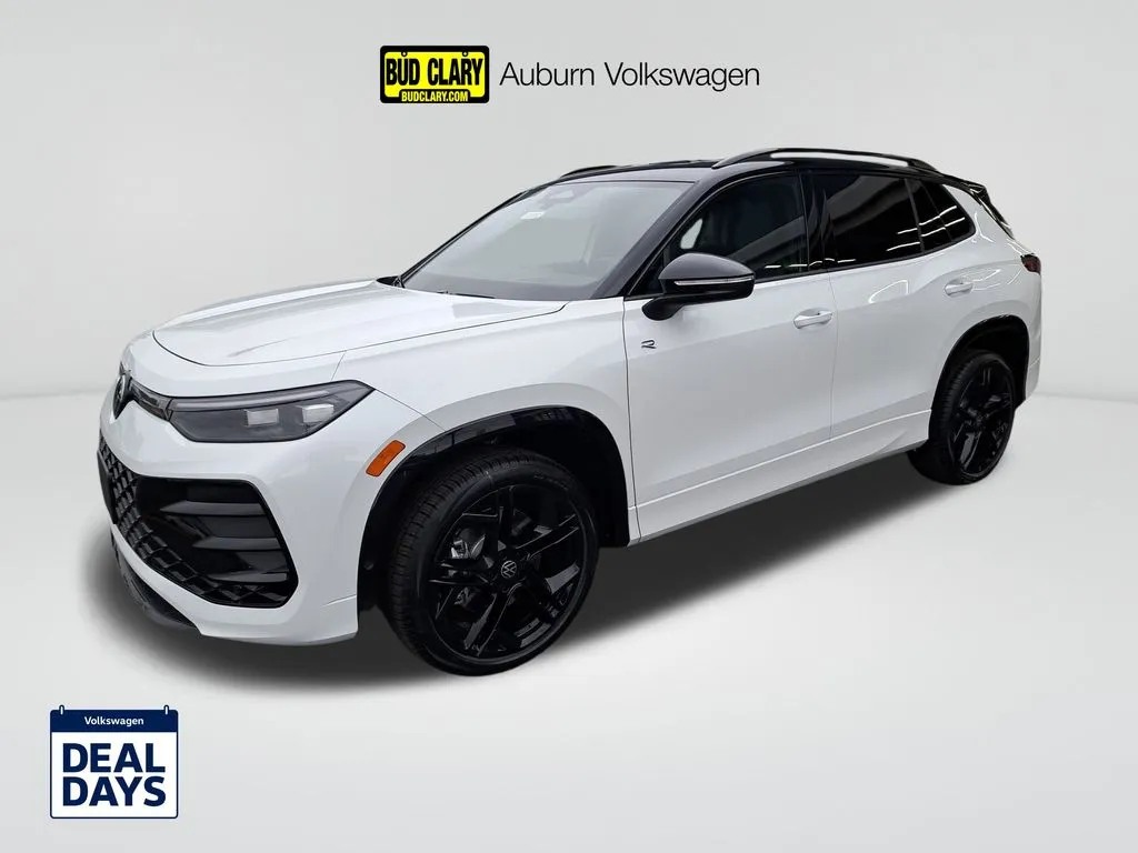 White 2025 Volkswagen Tiguan 2.0T SE R-Line Black for sale in Auburn, WA