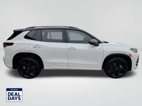 More photos of 2025 Volkswagen Tiguan 2.0T SE R-Line Black at Auburn Volkswagen, WA