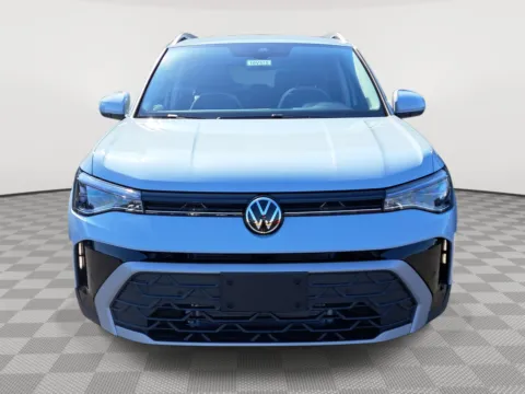 Another view of 2025 Volkswagen Taos SE for sale in Auburn, WA at Auburn Volkswagen